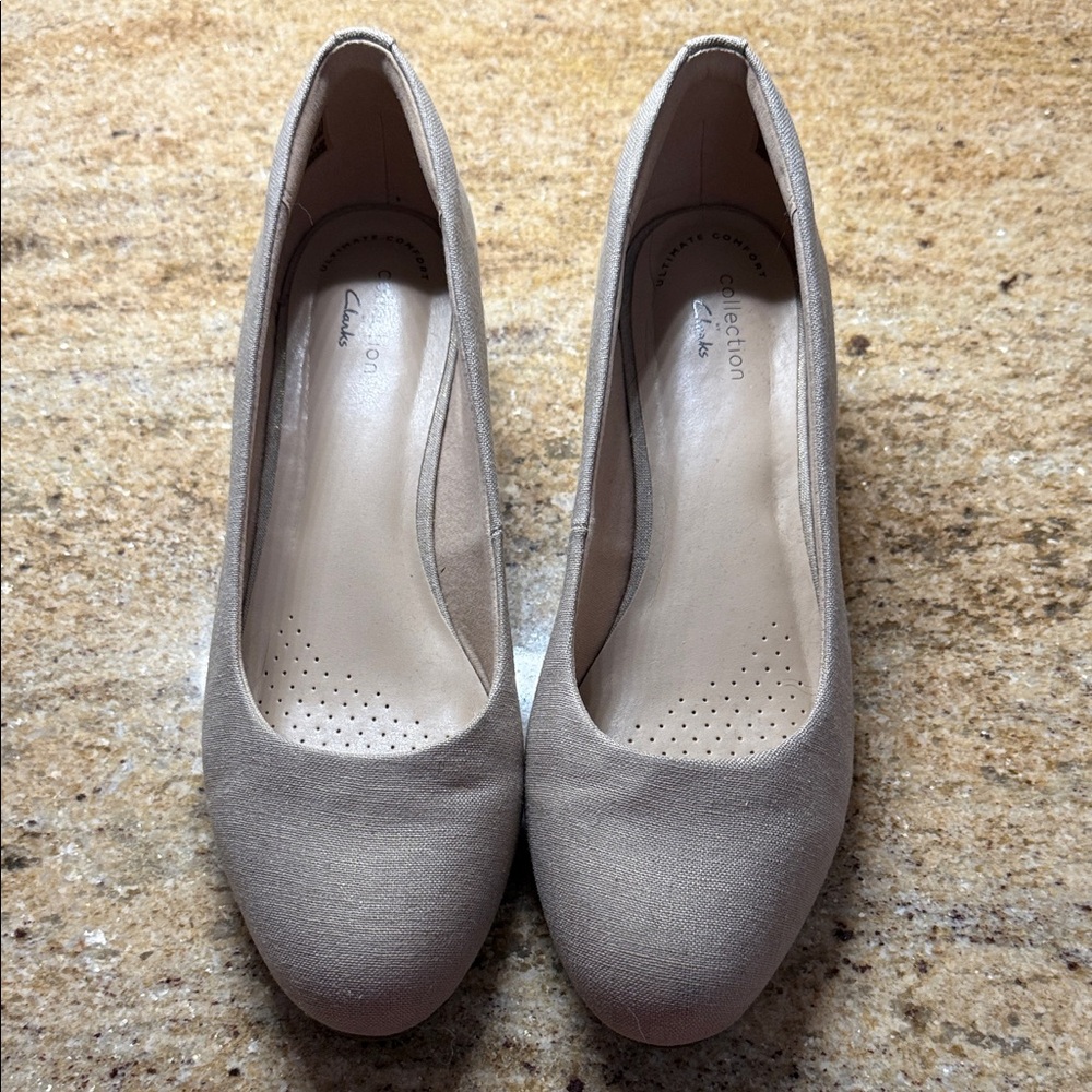 Clarks Elegant Beige Women Shoes